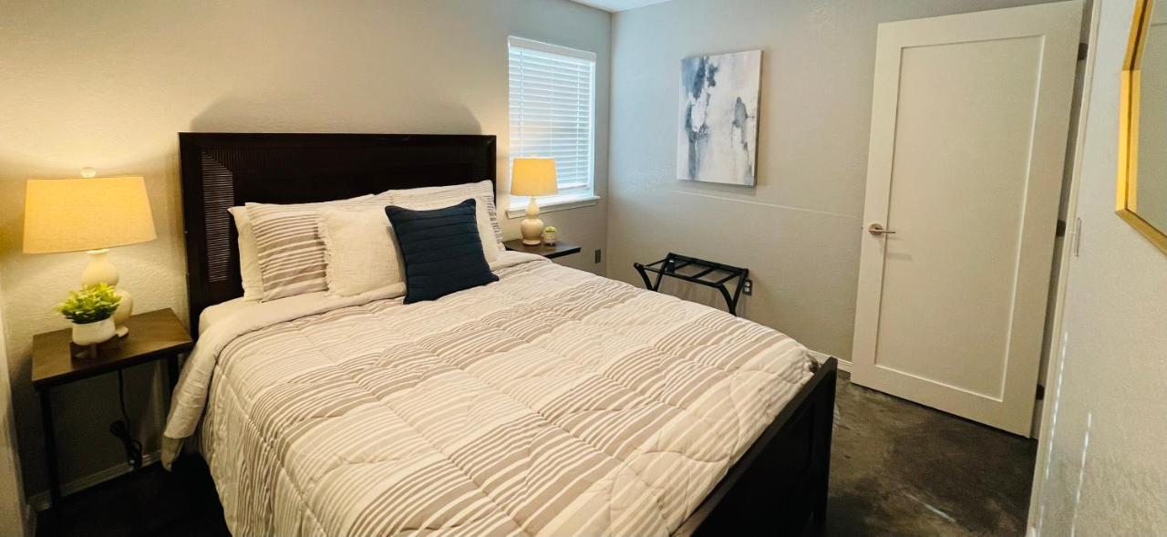 Evie'S Campus-Close 2 Bedroom Luxury Oklahoma Dış mekan fotoğraf